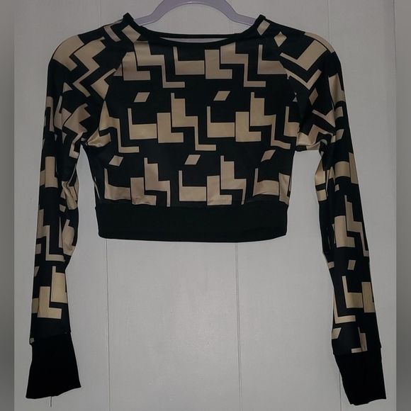 NWT Crop Top & Stretchy sheer mesh Pant Set - Picture 4 of 6